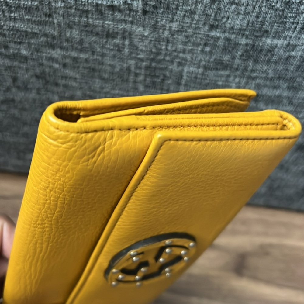 💯% authentic Gucci long wallet - Picture 12 of 14
